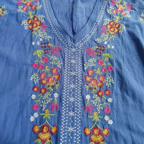 Women's V Neck Dress XXL Embroidered Bright Blue Summer Floral - Picture 6 of 9